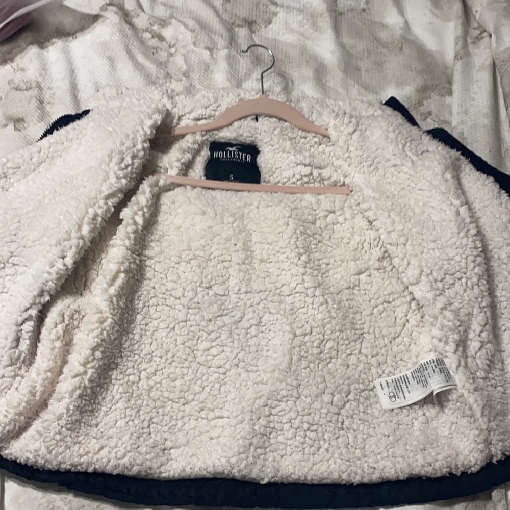 Jacket - Picture 5 of 6